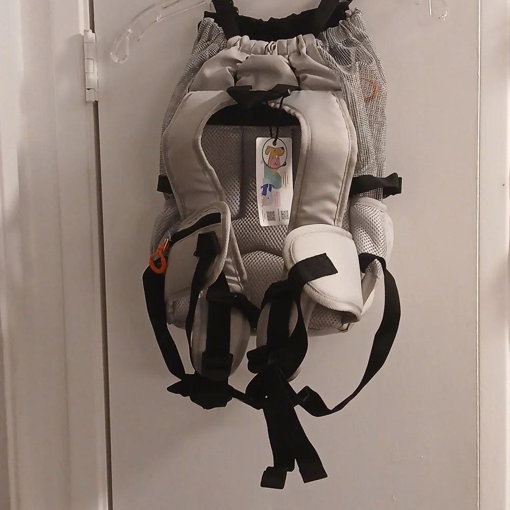 Pawaboo BackPack / Dog / Cat Carrier Black / Gray Brand New Opened Bag